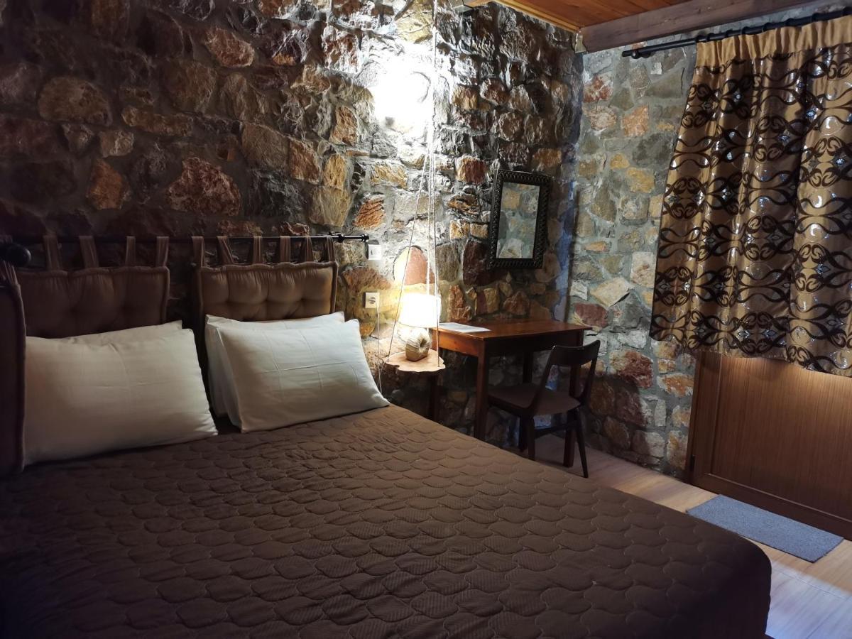 Ataviros Hotel Embonas Екстер'єр фото