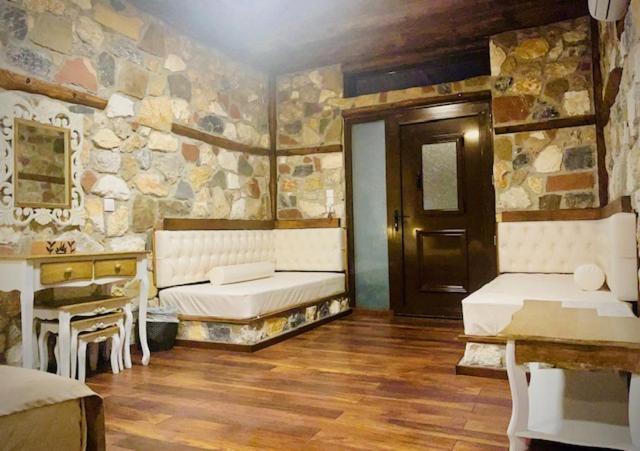 Ataviros Hotel Embonas Екстер'єр фото