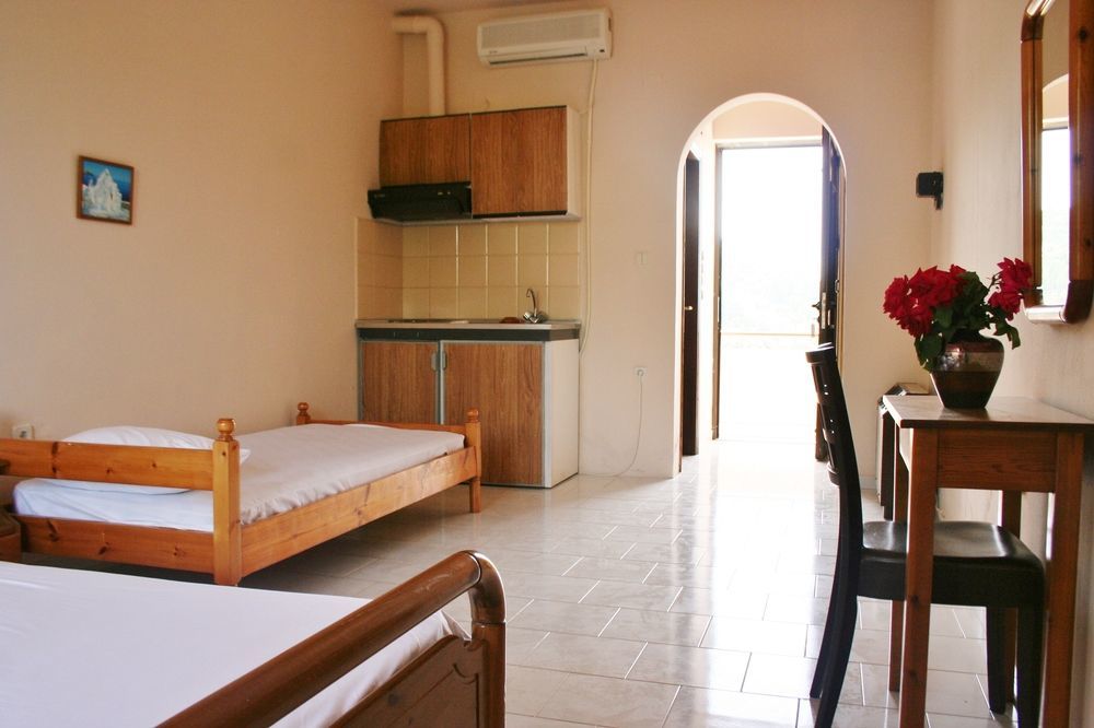 Ataviros Hotel Embonas Екстер'єр фото