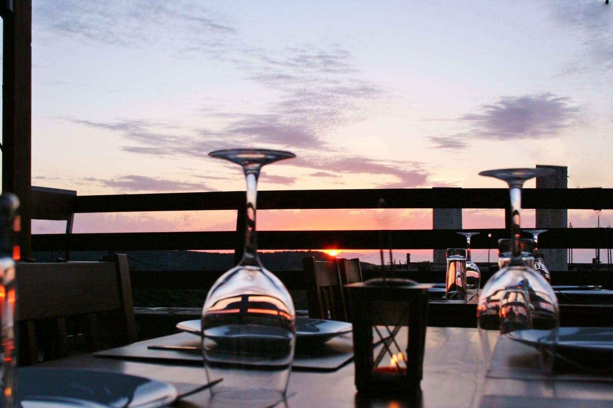 Ataviros Hotel Embonas Екстер'єр фото